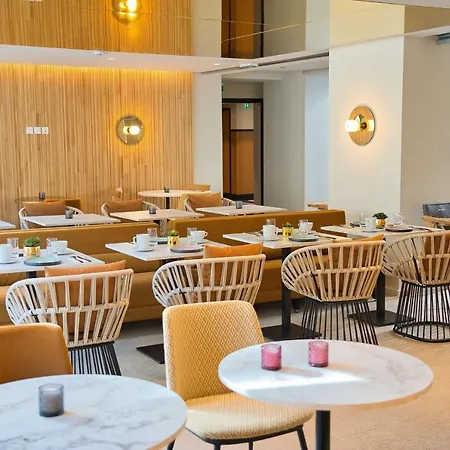 Yac Paris Clichy, A Member Of Radisson Individuals Hotel Clichy