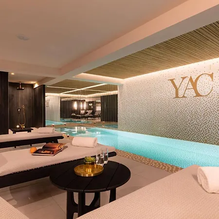 Yac Paris Clichy, A Member Of Radisson Individuals Hotel 4*