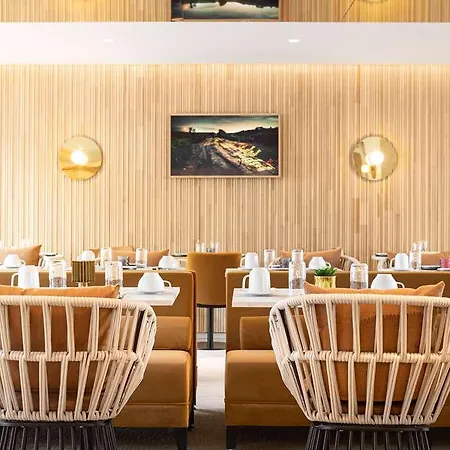 Hotel Yac Paris Clichy, A Member Of Radisson Individuals Clichy