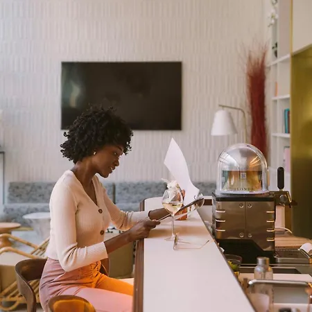 Hotel Yac Paris Clichy, A Member Of Radisson Individuals