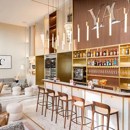 Yac Paris Clichy, A Member Of Radisson Individuals Clichy