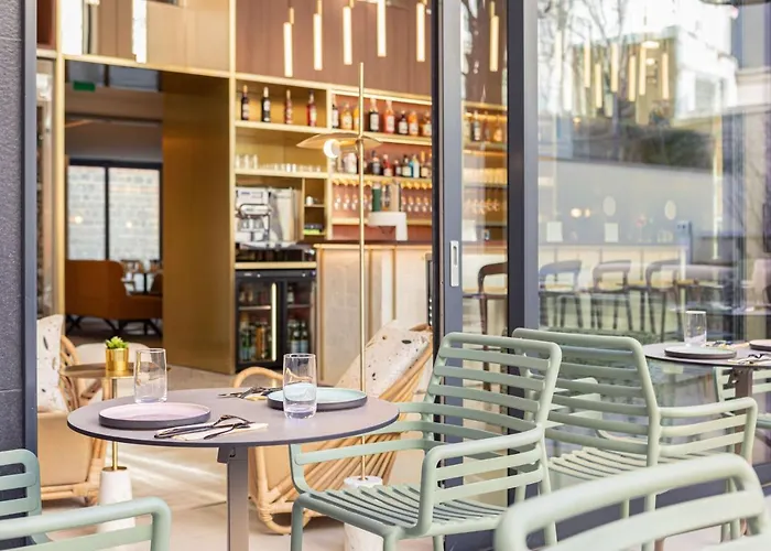 Hotell Yac Paris Clichy, A Member Of Radisson Individuals