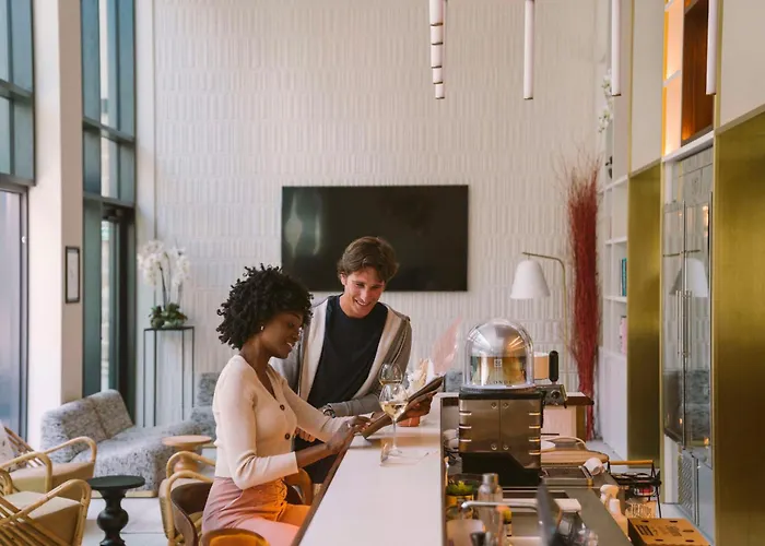 Yac Paris Clichy, A Member Of Radisson Individuals Hotell Clichy